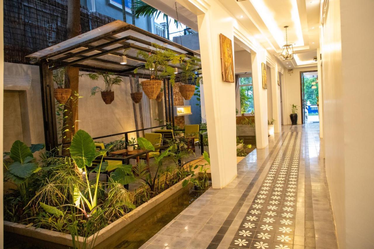 Hotel Boutique Indochine D'Angkor Siem Reap Exterior foto